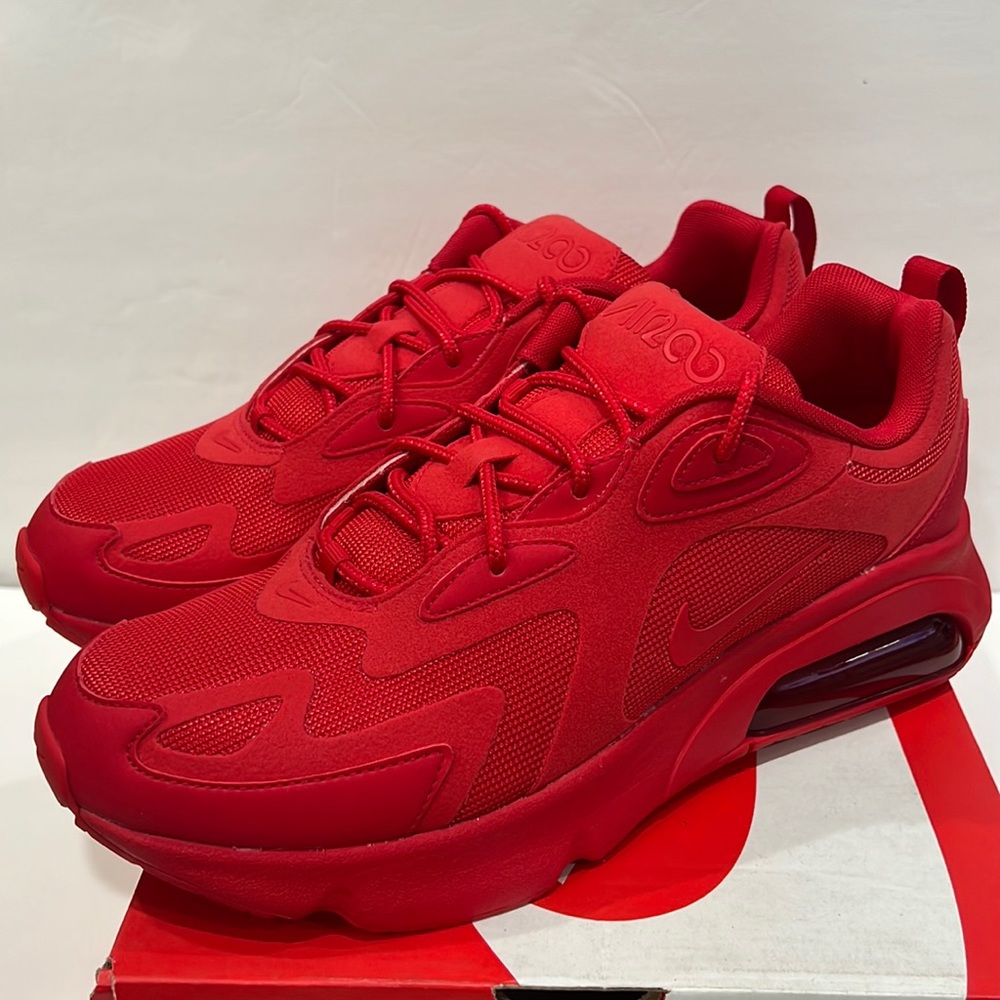 Nike Air Max 200 Red Men shoes NWB size 10